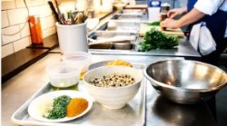 Hot foods should be prepared fast to reach the right temperature